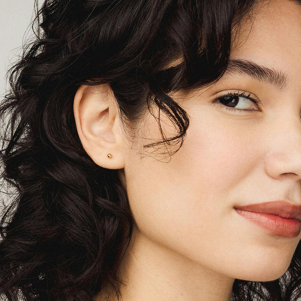 Little Sphere (3mm) Push Pin Flat Back Earring in Gold on model