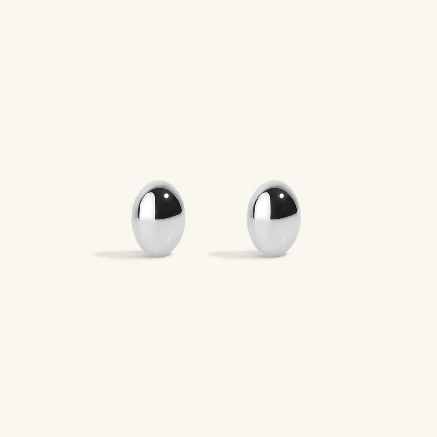 Mini Oval Studs in Titanium - Silver