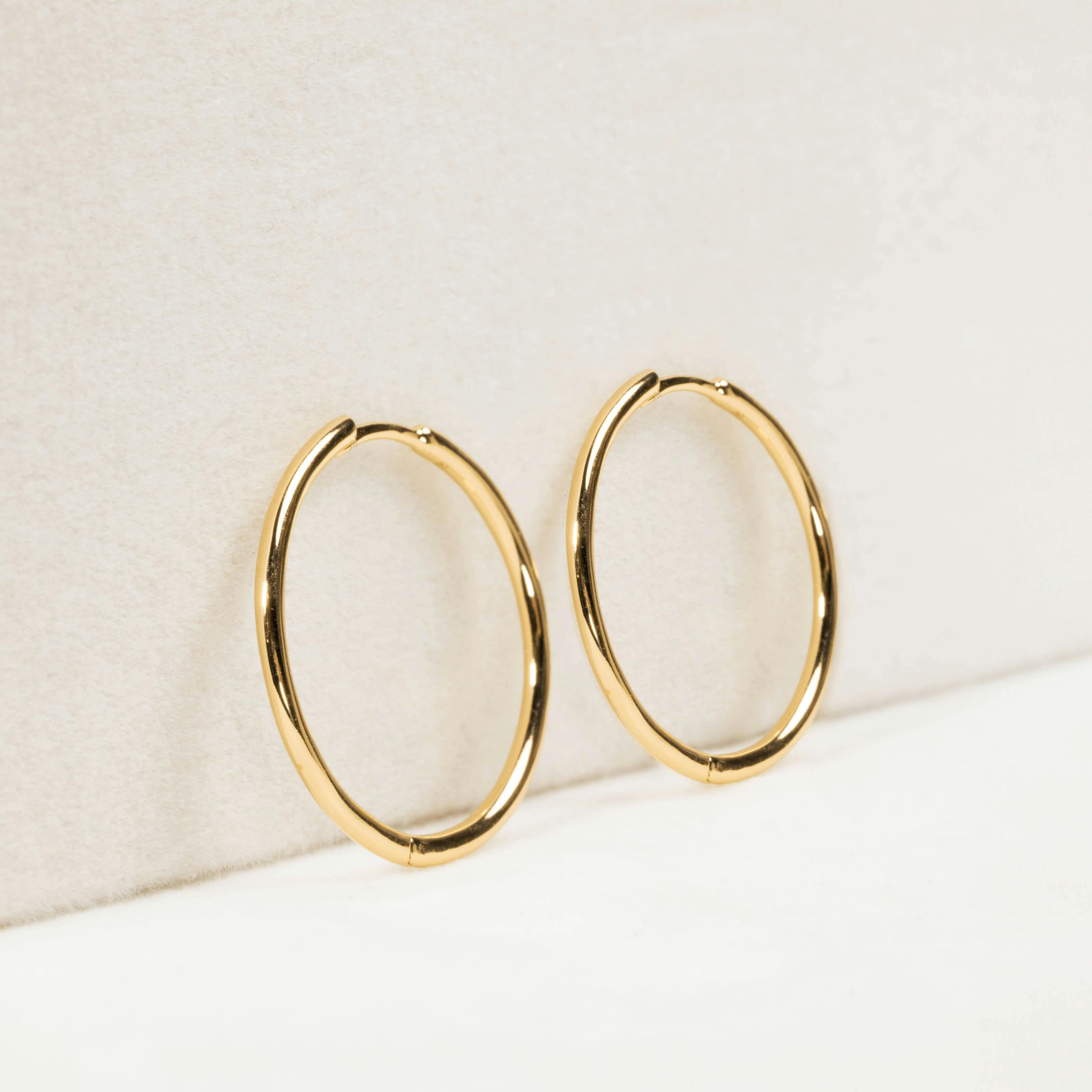Classic 1" Hoops in Titanium Gold
