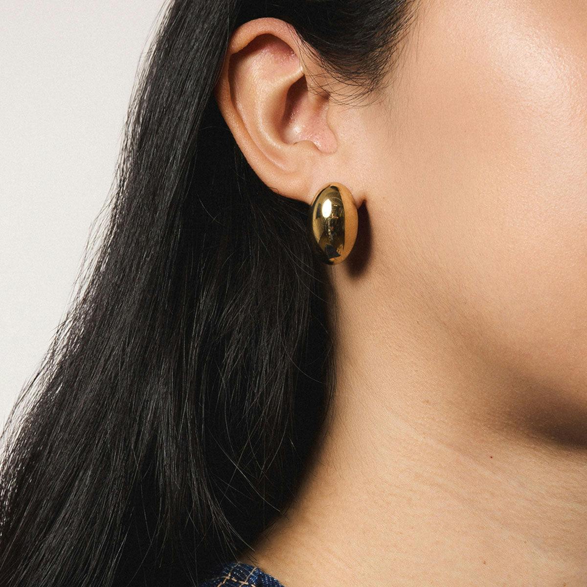 Large Oval Studs in Gold - On Model