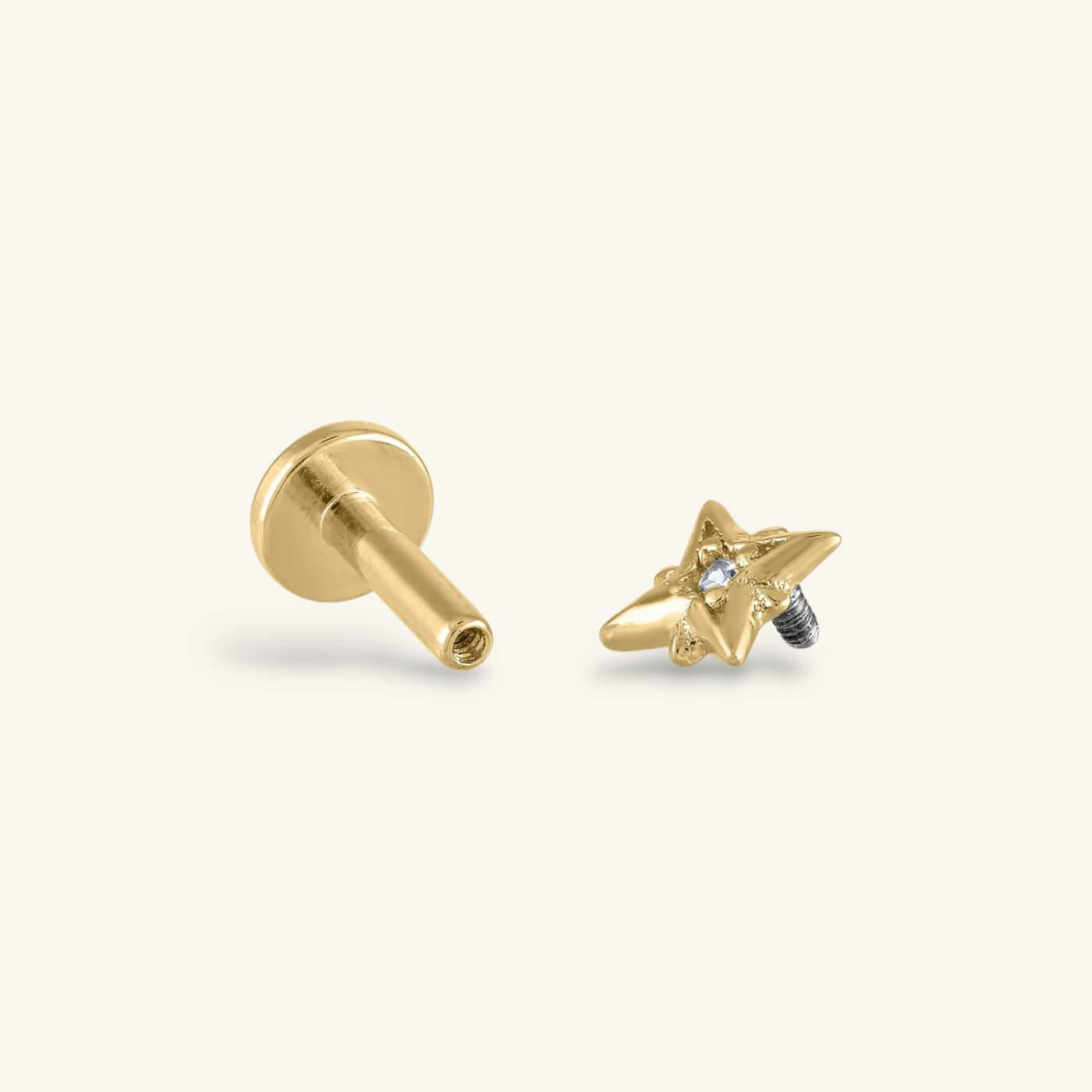 North Star Threaded Flat Back Earring in Gold