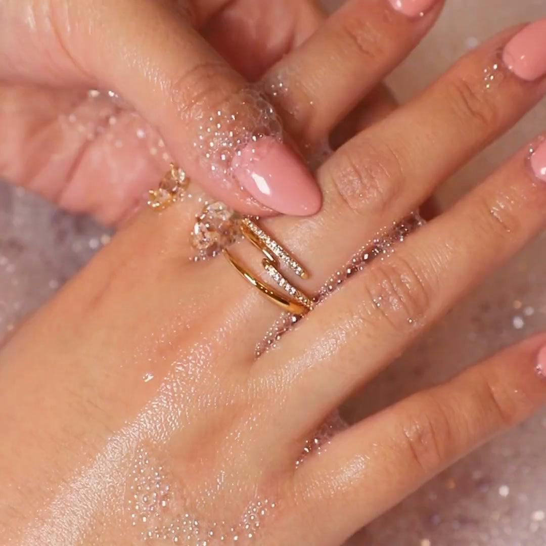 Celestial Infinite Stacking Ring (Gold) on model video